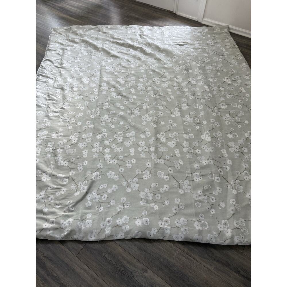 King Size Floral Comforter Set Green Two Pillow Cases Cottagecore Farmhouse